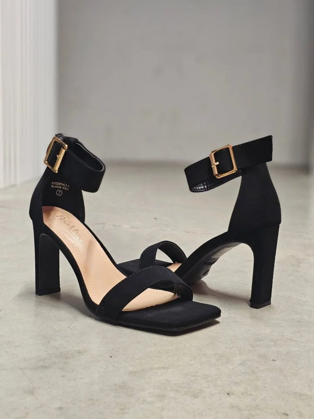 N/A crafted sleek